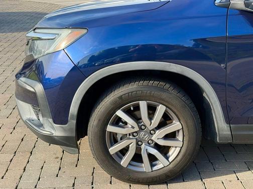 Blue 2019 Honda Pilot EX-L