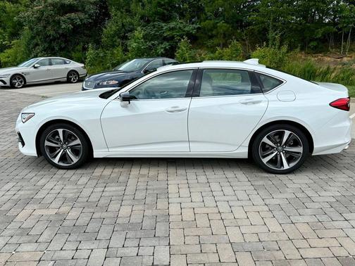 2025 Acura TLX Technology