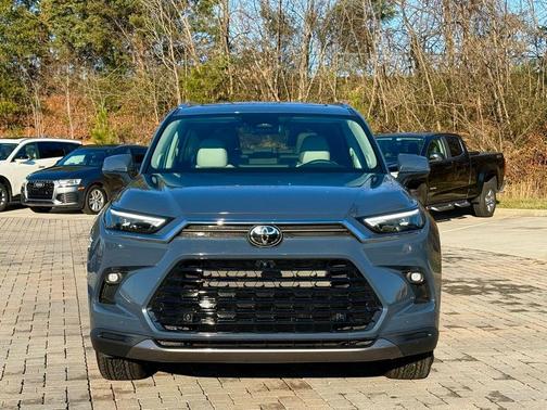 2025 Toyota Grand Highlander Platinum