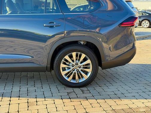 2025 Toyota Grand Highlander Platinum