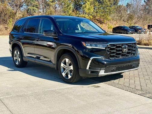 2023 Honda Pilot EX-L 8-Passenger