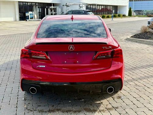 2019 Acura TLX Technology & A-Spec
