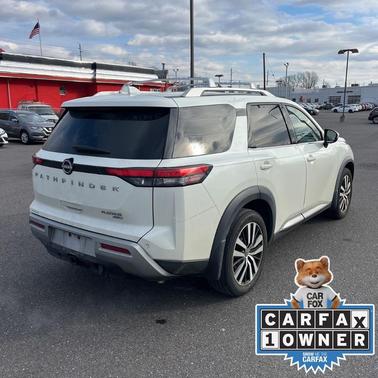 2023 Nissan Pathfinder Platinum