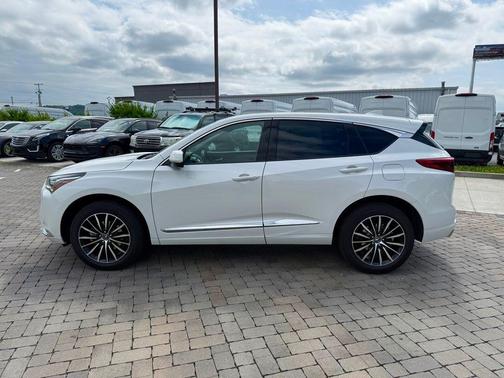 Platinum White Pearl 2025 Acura RDX Advance Package