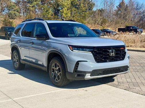 2024 Honda Pilot TrailSport