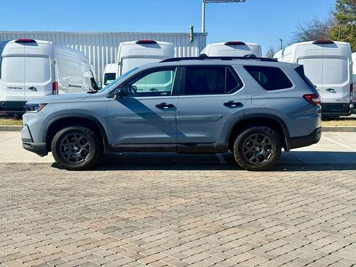 2024 Honda Pilot TrailSport
