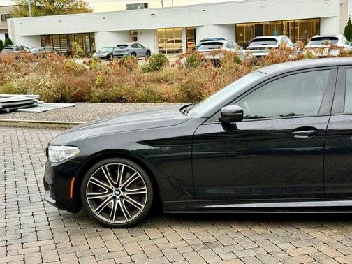 2019 BMW 540 i
