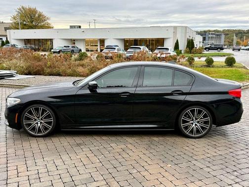 2019 BMW 540 i