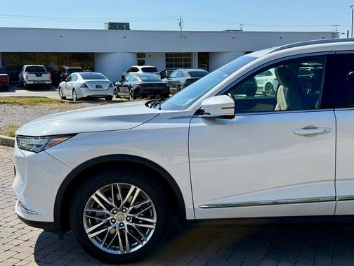 2023 Acura MDX Advance