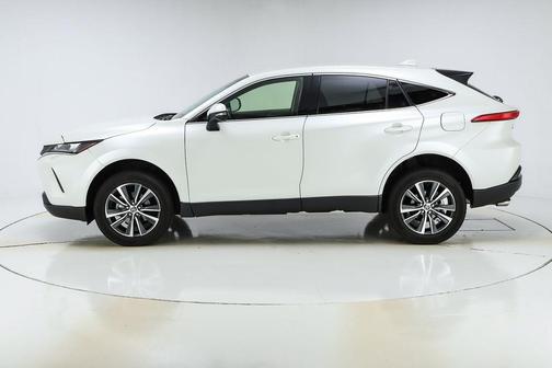 2022 Toyota Venza LE