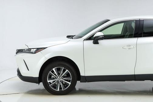 2022 Toyota Venza LE