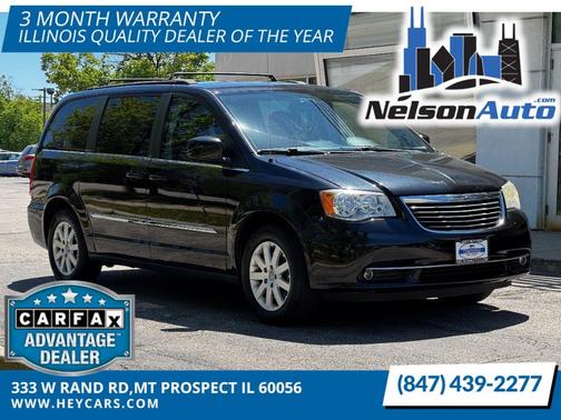 Brilliant Black Crystal Pearl 2013 Chrysler Town & Country Touring