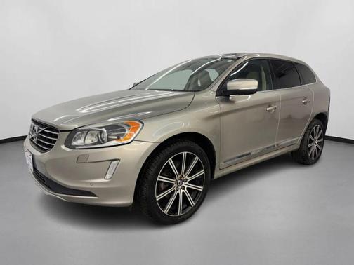2016 Volvo XC60 T6 Drive-E Platinum