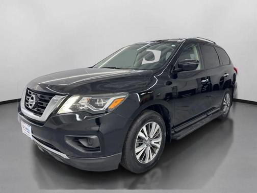 2020 Nissan Pathfinder S 4WD