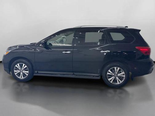 2020 Nissan Pathfinder S 4WD