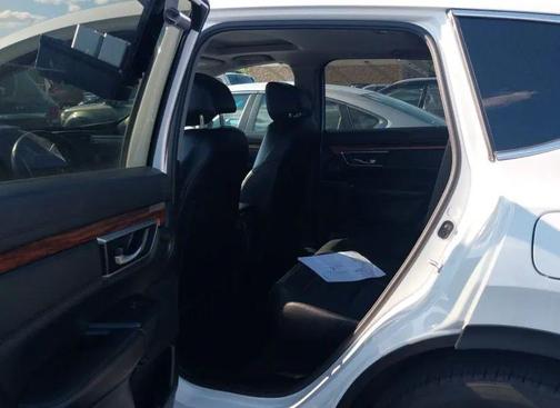 White 2022 Honda CR-V AWD EX-L