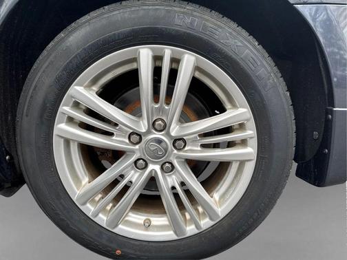 2011 INFINITI G25x Base