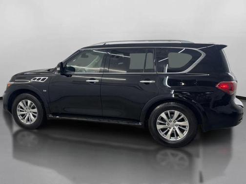 2017 INFINITI QX80 Base