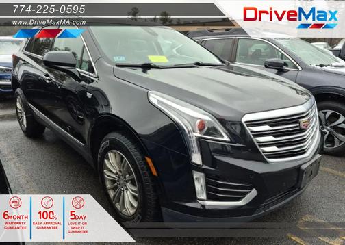 Stellar Black Metallic 2018 Cadillac XT5 Luxury