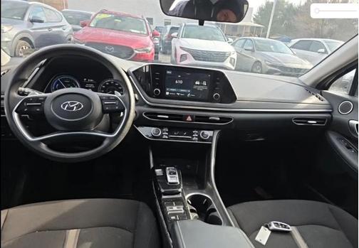 2021 Hyundai SONATA SE