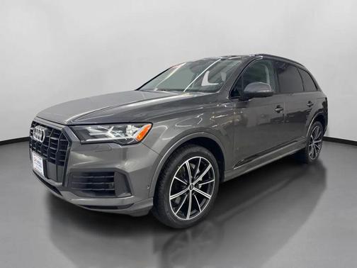 2021 Audi Q7 55 Premium Plus