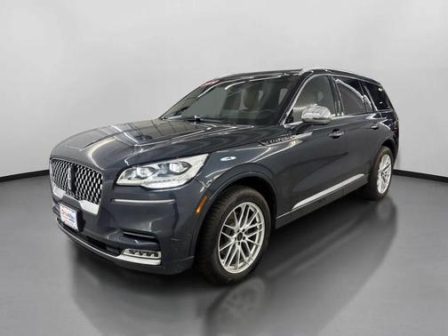 Flight Blue Clearcoat 2020 Lincoln Aviator Black Label AWD
