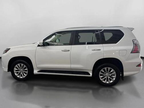 Starfire Pearl 2020 Lexus GX 460 Base