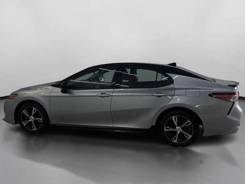 Predawn Gray Mica 2018 Toyota Camry XSE