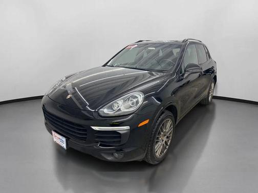 2018 Porsche Cayenne Platinum Edition