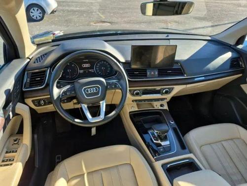 2022 Audi Q5 40 Premium