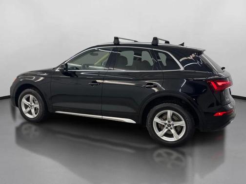 2022 Audi Q5 40 Premium