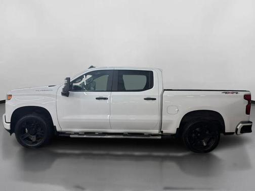 Summit White 2021 Chevrolet Silverado 1500 Custom