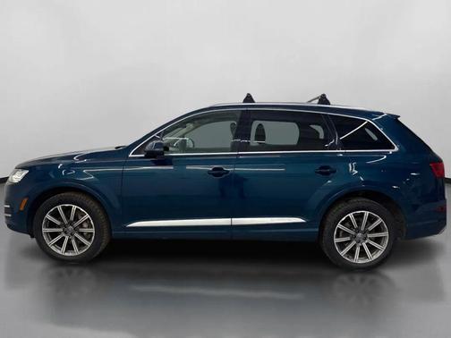 2019 Audi Q7 45 Premium Plus