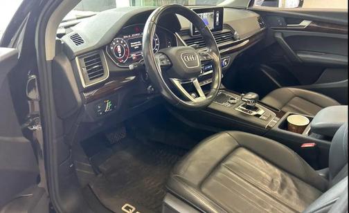 2020 Audi Q5 45 Premium Plus