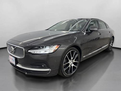 Platinum Grey Metallic 2021 Volvo S90 T6 Inscription