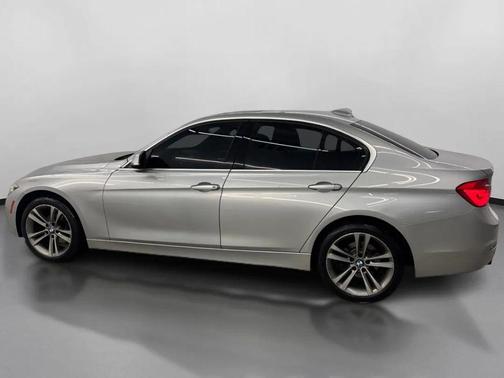 2018 BMW 330 xDrive