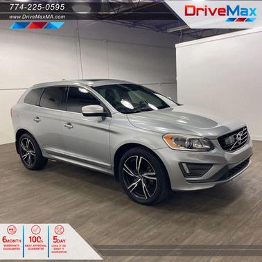2017 Volvo XC60 T6 R-Design