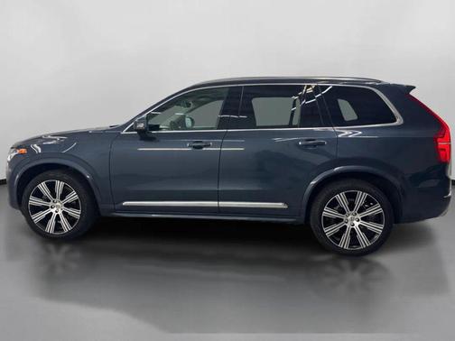 2021 Volvo XC90 T6 Inscription