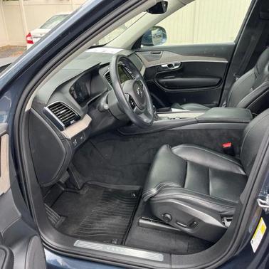 2021 Volvo XC90 T6 Inscription