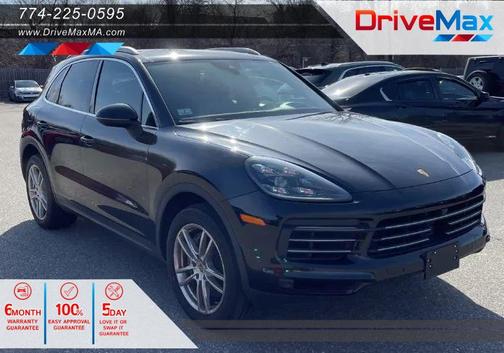 Jet Black Metallic 2019 Porsche Cayenne S