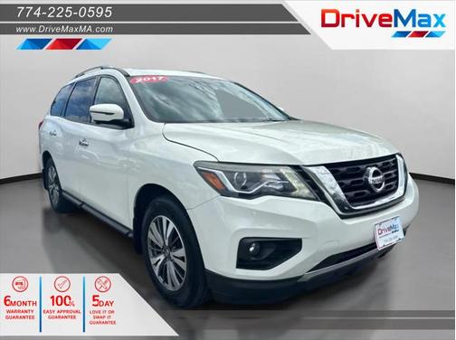 2017 Nissan Pathfinder SL