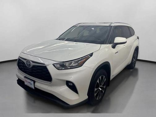 2020 Toyota Highlander Hybrid XLE