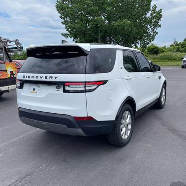 2020 Land Rover Discovery SE