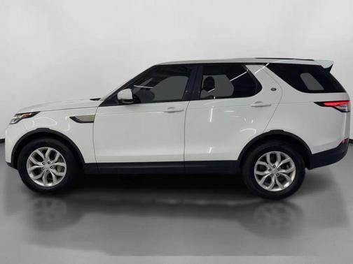 2020 Land Rover Discovery SE