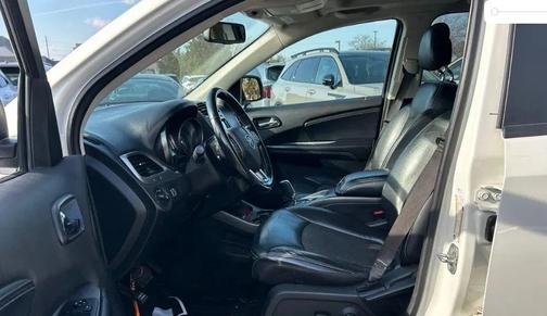 2020 Dodge Journey Crossroad