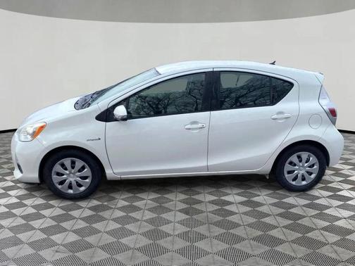 2013 Toyota Prius c One