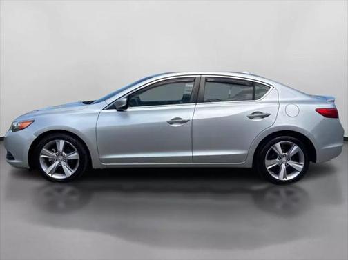 2013 Acura ILX 2.0L Technology