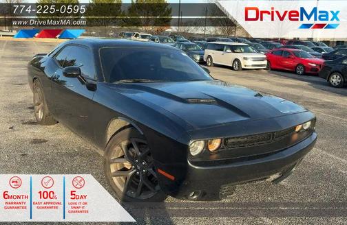 2022 Dodge Challenger SXT