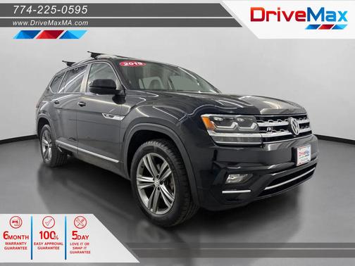 Black 2019 Volkswagen Atlas 3.6L SE w/Technology