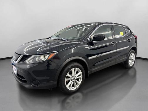Black 2019 Nissan Rogue Sport S